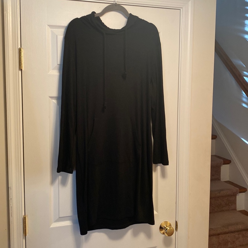 Huhot Black Long Sleeve T-shirt Dress with a Hood…size XL